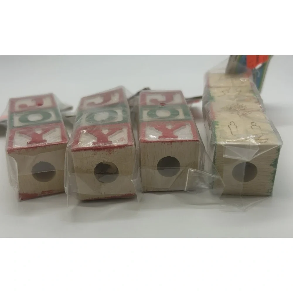 Vintage‎ Lot Painted Wooden Letter Blocks Christmas Noel Joy Crafts Imperfect
